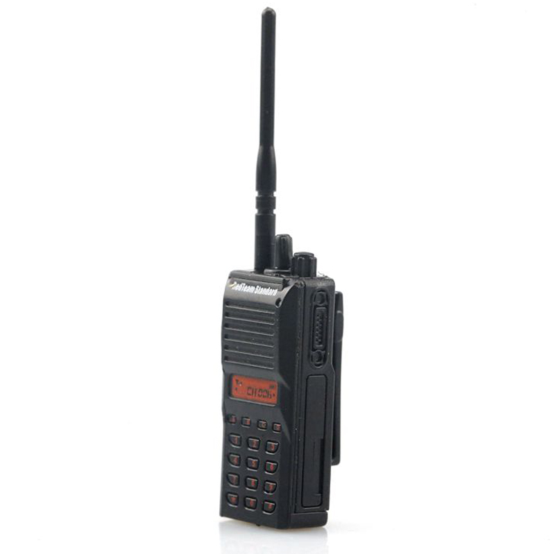 Dragon 1/6th Scale Modern U.S Army Motorola Radio 