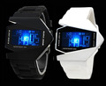 Electronic 2016 New LED Watch Force Digital Watches Fashion Sports Plane Men Wristwatch Silicone Band Military