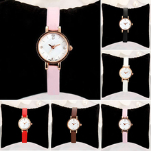 Mujeres Rhinestone Rose de la aleación de cuero de imitación ultra-delgada de banda reloj de pulsera 287E
