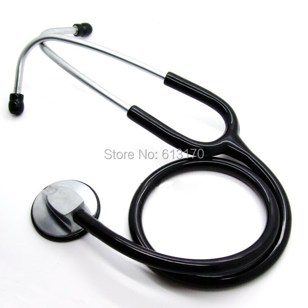 Doctor dating nurse