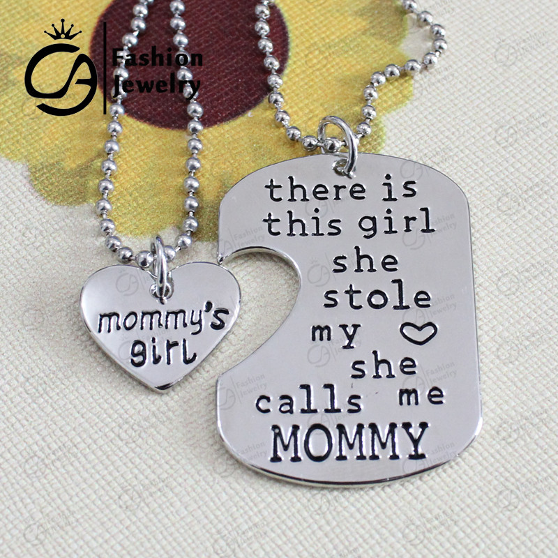 mommy\'s girl necklace