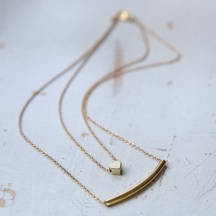 pendant Necklaces Woman Curved Bar Necklaces Gold Heart Necklace ...