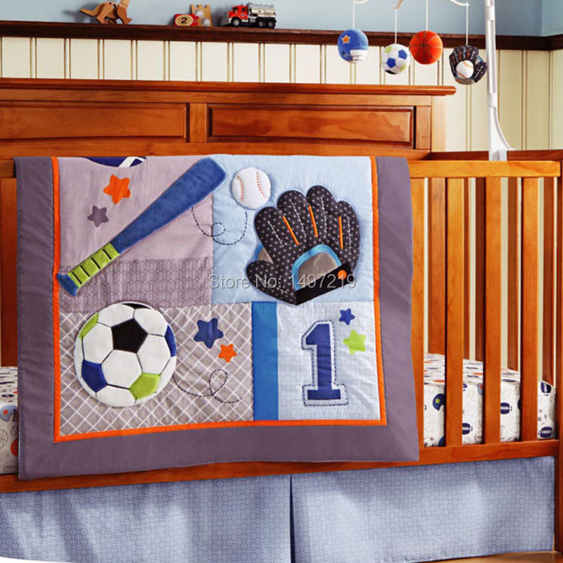 PH006 cot set with nappy stacker and blanket (1)