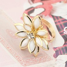 LZ Jewelry Hut R283 R284 The 2014 New Wholesale Fashion Rhinestone Flowers Adjustable Rings For Women
