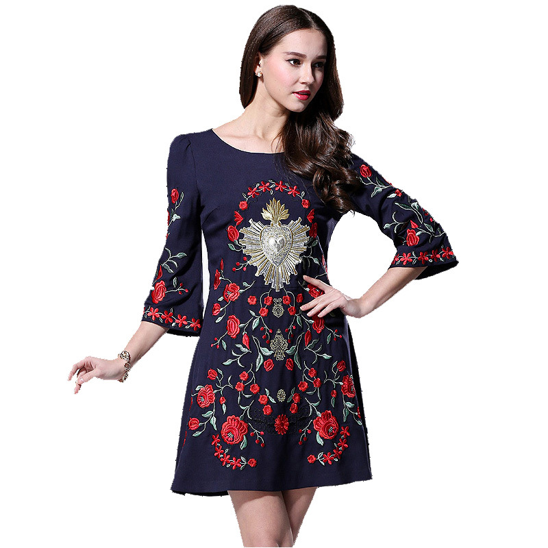 2015 High Quality Runway Brand Designer Women Vintage Floral Embroidery Flare Sleeve O-Neck Short Dresses Casual Vestidos LS356