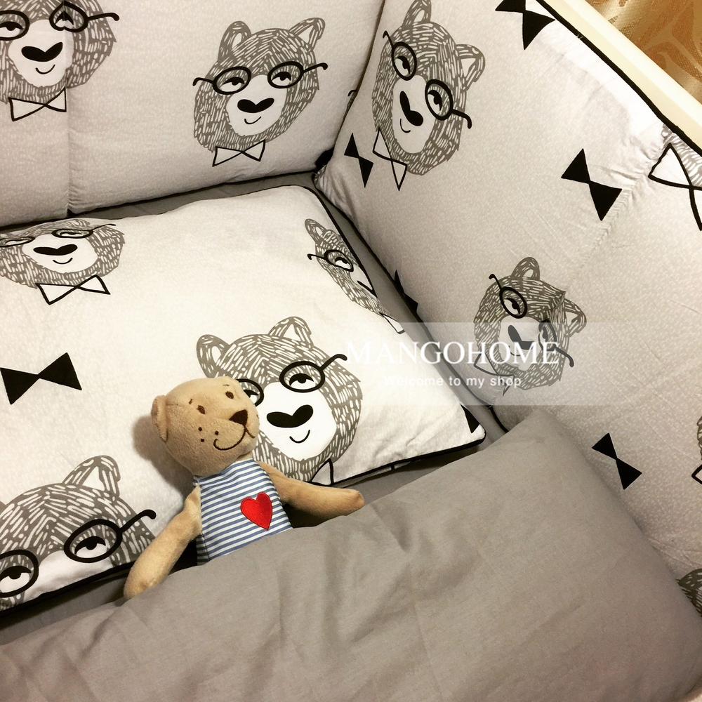 4pcs-set-Cotton-Baby-crib-bedding-set-with-Quilt-Cover-Bed-Sheet-Pillowcase-Cute-Cartoon-Cat-Glasses-Pattern-for-girl-boy-4.jpg