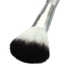 Professional 1Pcs Makeup Brush Foundation Powder Blush Brushes Silver Handle Soft Cosmetic Facial Beauty Tools High