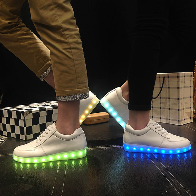 Мода Светящиеся кроссовки Usb зарядки shoes led Тапочки с Загорается красочный Светодиодные теннис моделирования Дети Светящиеся Кроссовки