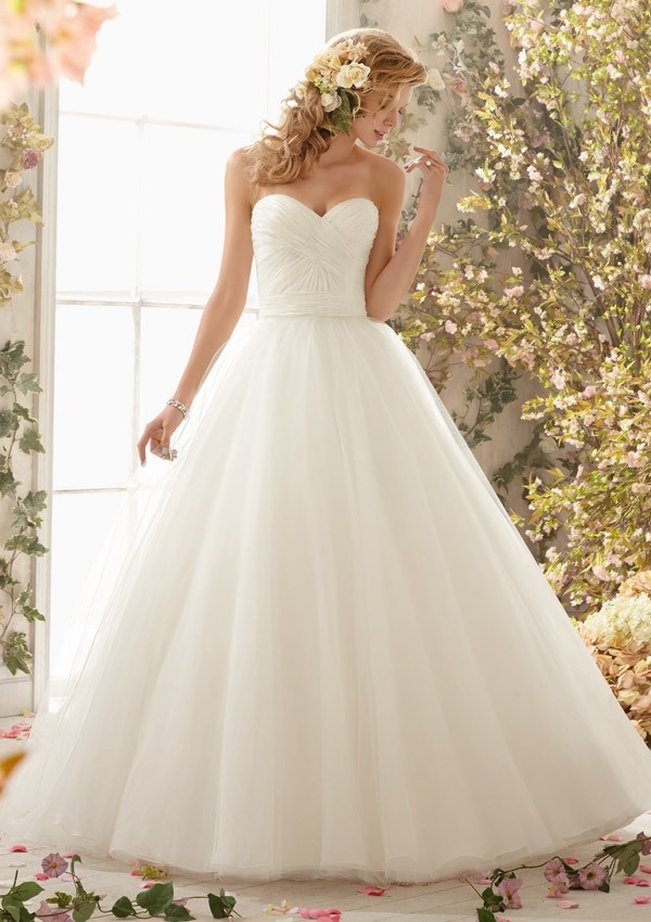 Morilee - Tulip - Confetti Bridal Centre Balklänning bröllop, Bröllopsklänningss