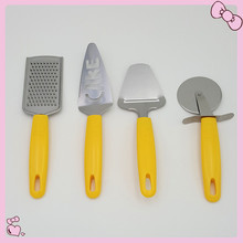 2016 New Yellow PP Handle S/S 4pcs kitchen Accessories Cheese Peeler Garlic Ginger Grater Pizze Cutter Cake Turner Hot Sale