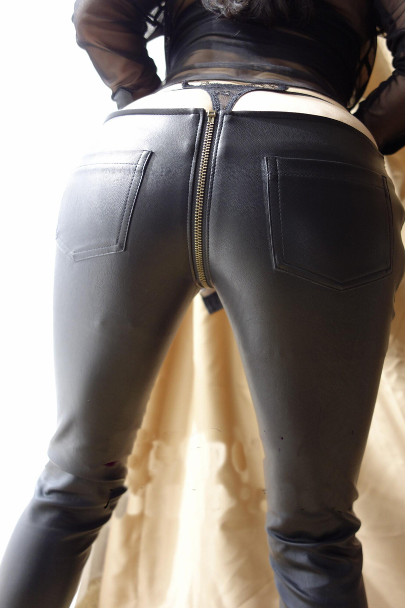 2021 Sexy Zipper Open Crotch Pencil Pants Faux Leather Women Leggings Free Download Nude Photo