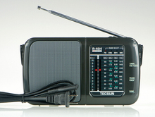 TECSUN R 404 High Sensitivity FM Radio MW SW Radio Portable Receiver With Built In Speaker