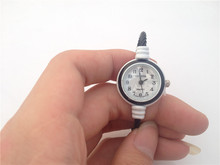 Los nuevos 2015 niños mesa, shell dial. ligero brazalete. reloj de cuarzo. ocio deportes exterior