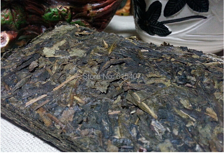 fresh pu er tea 250g Yunnan Chen fragrant old brick tea old tea trees Jingmai treasures