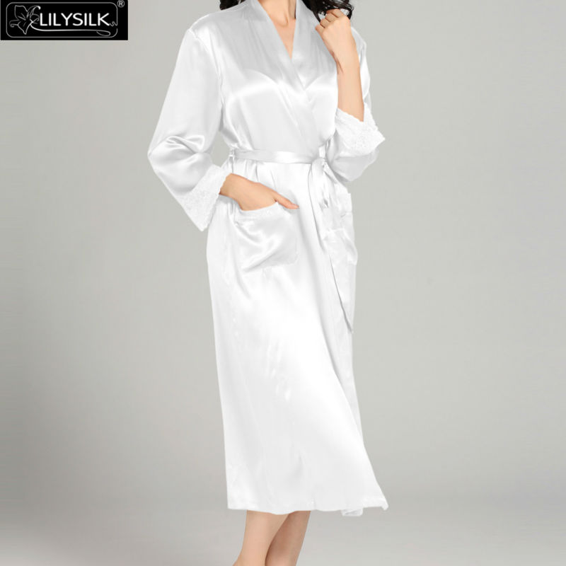 1000-white-22-momme-lace-long-silk-nightgown--dressing-gown-set-02