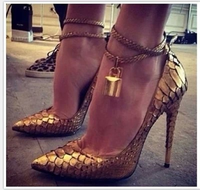 Фотография New Spring Summer 2015 Women Pumps Gladiator Women Pumps Golden Lock Thin Heels High Heels Plus Size Wedding Shoes Woman PPO028