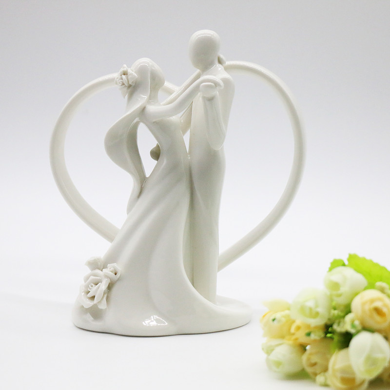 Princess Wedding Decor Dancing Bride and Groom&Heart Figurine Shine