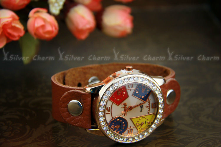 Newest Arrival Vintage Brown Leather Strap Watch for Men with Rhinestone Quartz Top Layer Wristwatch Women