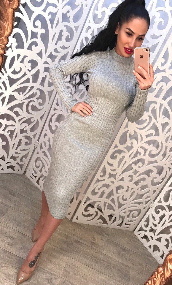 561429425_w640_h2048_nkcmuja1v0w-w297