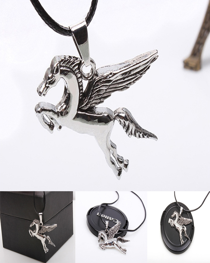 Patina Necklace Titanium Pendants Horse Shape Necklace Fashion Jewelry Birthday Torque Ornaments Gifts For Unisex 20cm New #LNF