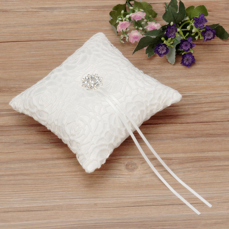Top Quality Beautiful White Flower Shape With Flash Diamond Romantic Wedding Ring Pillow Cushion Hom