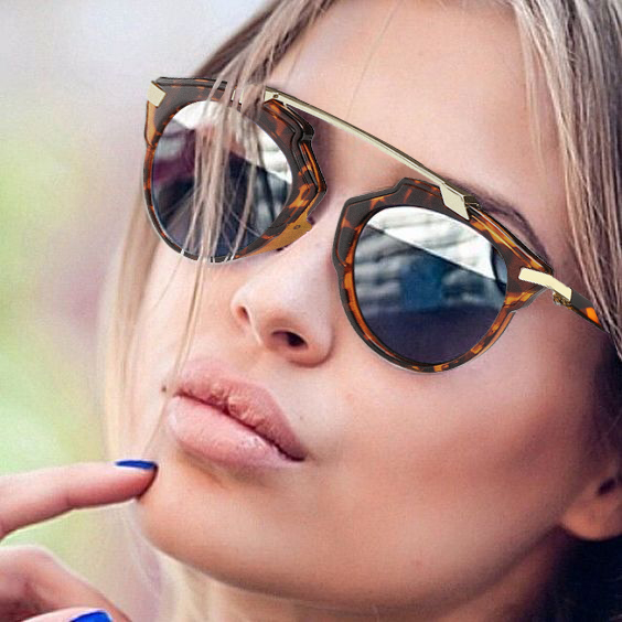 Image of 2016 New Retro Sunglasses Women Fashion sun glasses Female Men Classic UV400 shades Oculos de sol Outdoor Eyewear & Accessories