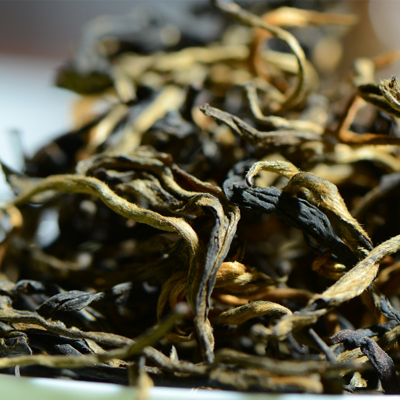 The Spring Of 2015 In Yunnan Fengqing Black Tea Kung Fu Drink 1 Pounds From Bulk