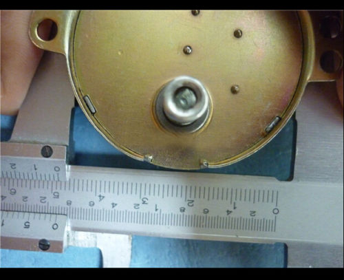 Description Picture 5 of itemBrass Tone Metallic Housing Synchronous Motor 50/60Hz 4W AC 220V 2 Wires