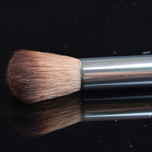 1 PCS High Quality High grade solid wood high light brush Foundation Makeup Tool