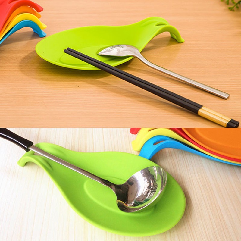 1Pc-Silicone-Spoon-Insulation-Mat-Placemat-Drink-Glass-Coaster-Tray-Hot-Sale (1)