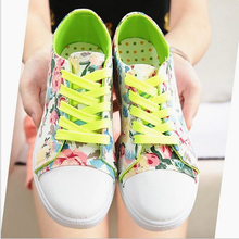 2015 new autumn Women flat heeled Canvas Shoes Low top Flower Print Woman Casual sport Shoes