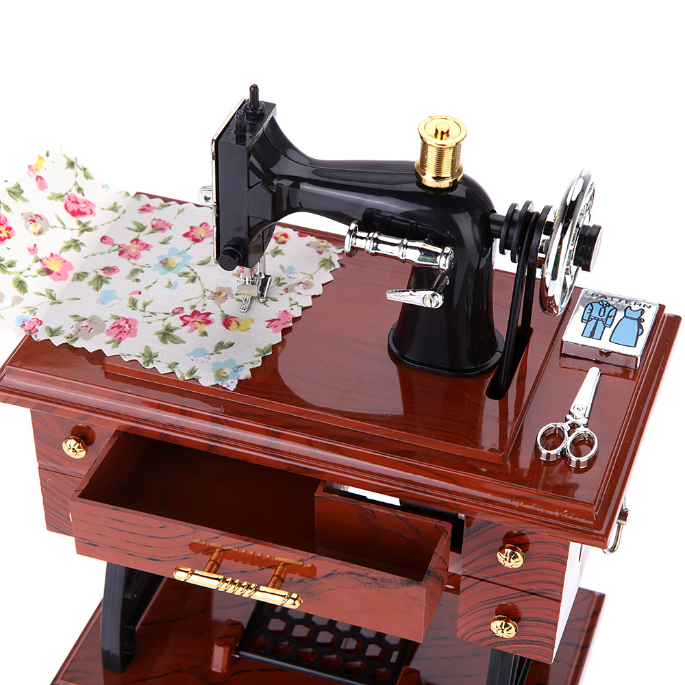 Купить творческий Винтаж мини швейная машина стиль Механическая ...