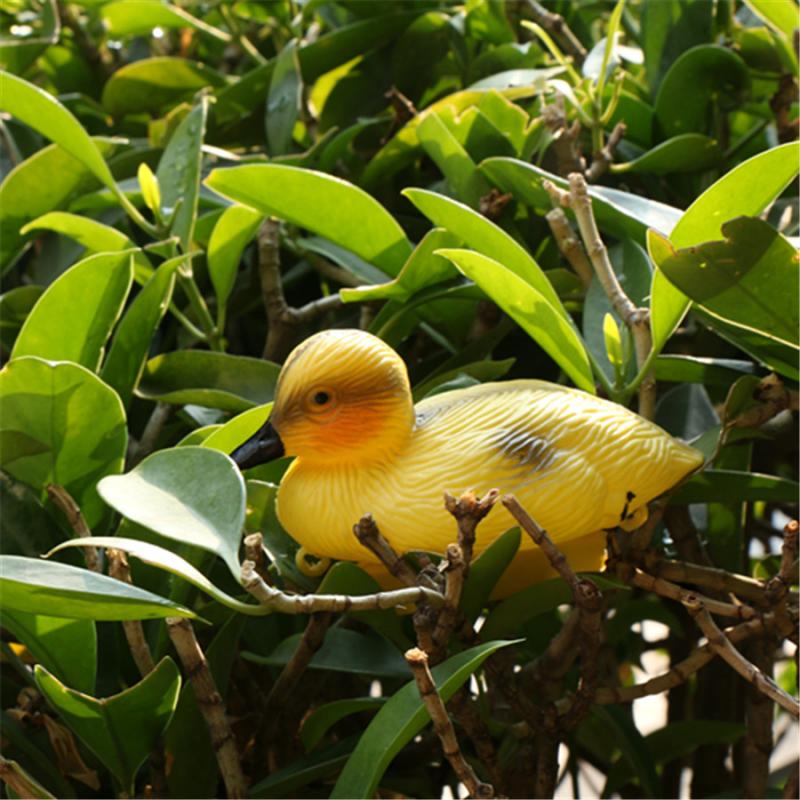 DECOY BABY DUCKLINGS 3 FLOATING DUCKS MALLARD PLASTIC ORNAMENTAL KOI FISH POND