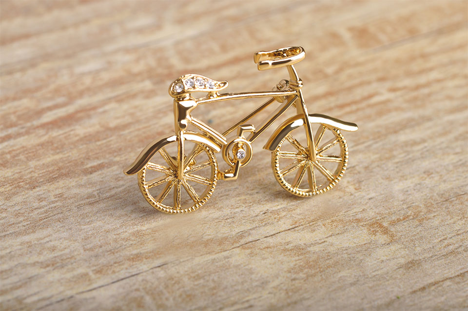 Brooch Pin Fashion  Bike Buckle Bicycle Pectoral Flower Brooches  FJ 