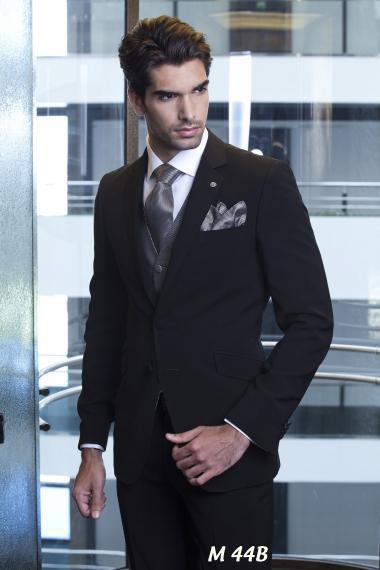 New Arrival custom black wedding suits for men notched lapel tuxedos mens suits slim fit 3 pieces two buttons groomsmen suit
