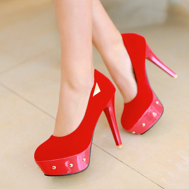 http://g04.a.alicdn.com/kf/HTB1YdNAIpXXXXaoXVXXq6xXFXXXV/Drop-shipping-2015-spring-new-Sexy-fashion-women-high-heels-platform-Pumps-Ladies-big-size-shoes.jpg