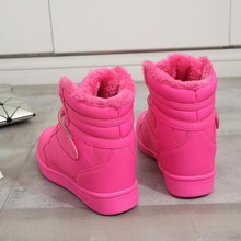 HTB1ZX8