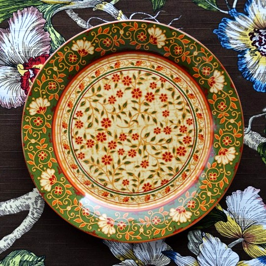 Earendil/Persian style ceramic tableware shah bus...