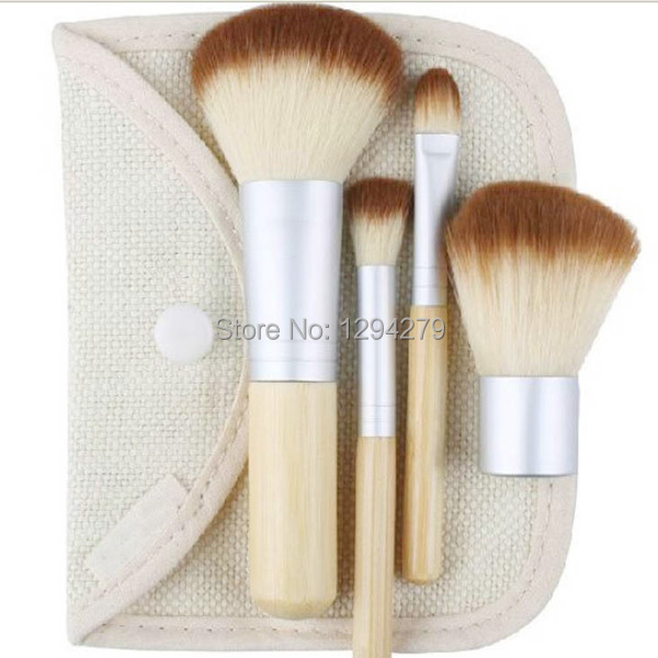 1set/4Pcs Professional Foundation Make up Bamboo Brushes Kabuki Makeup Brush Cosmetic Set Kit Tools 