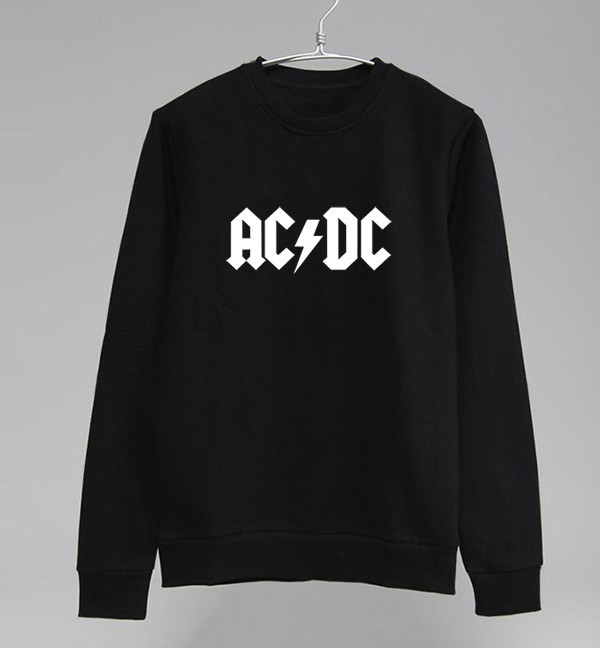 600px KR-Sweatshirt-Model ACDC 2