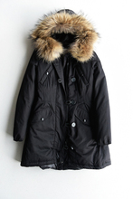 The new Europe Foreign Trade In Winter 2016 Raccoon Fur Cap Ms Long Down Coat Of