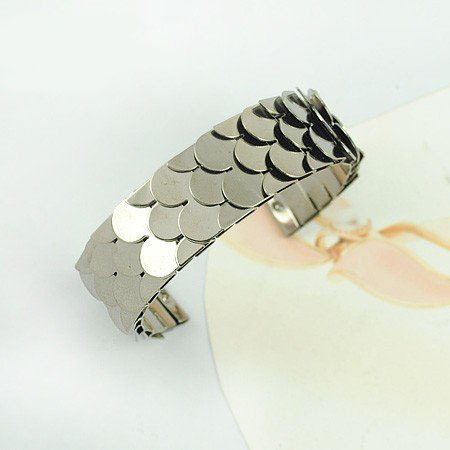 Gepersonaliseerde-punk-stijl-goud-zilver-kleur-metalen-vis-vlok-schaal-ontwerp-brede-armband-manchet-armbanden-mode.jpg (450×450)