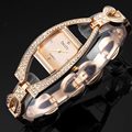 Golden Bracelet Watch Ladies Quartz Watches New 2016 Fashion Alloy Analog Watch for Women