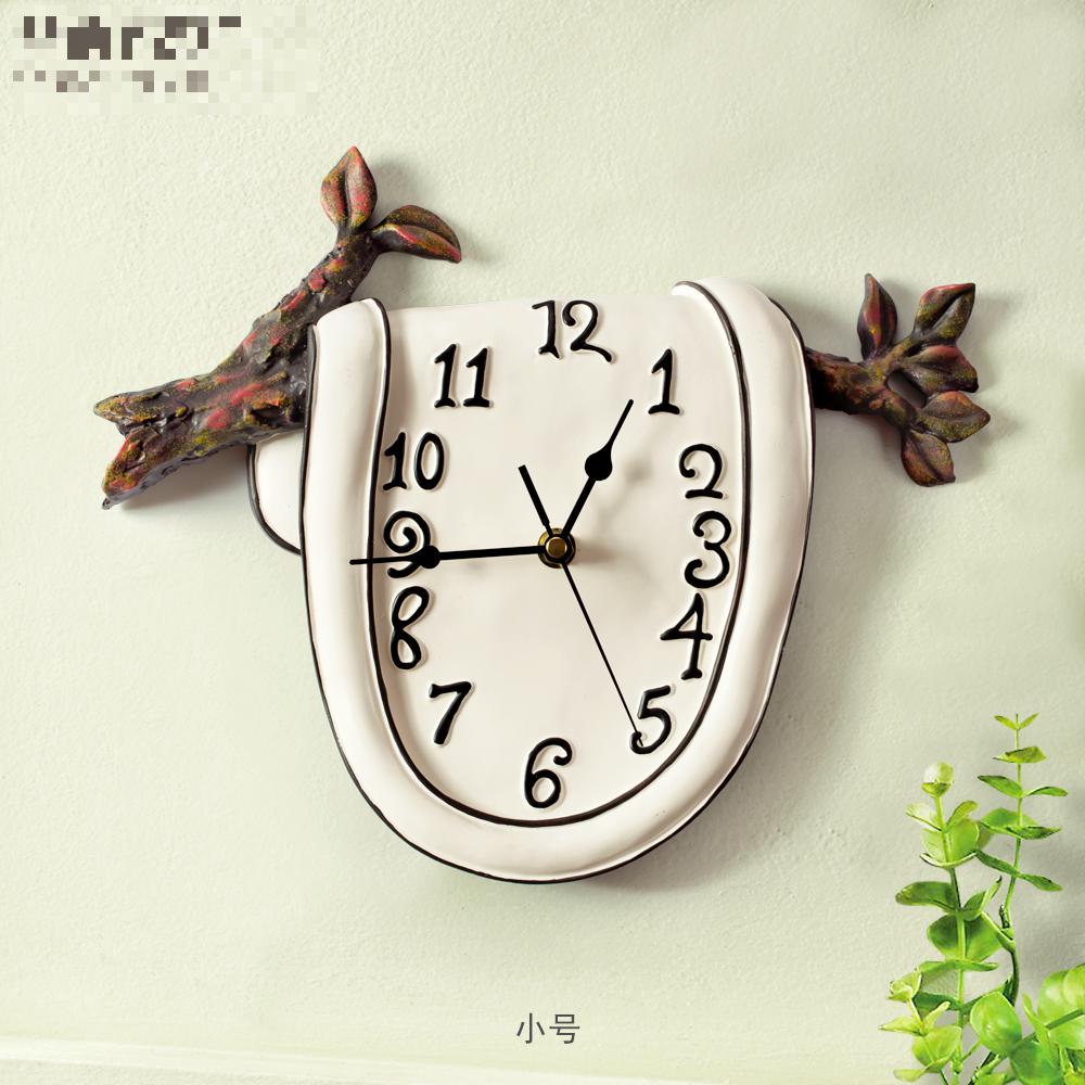 Fashion stereo wall clock resin decoration mute wall clock