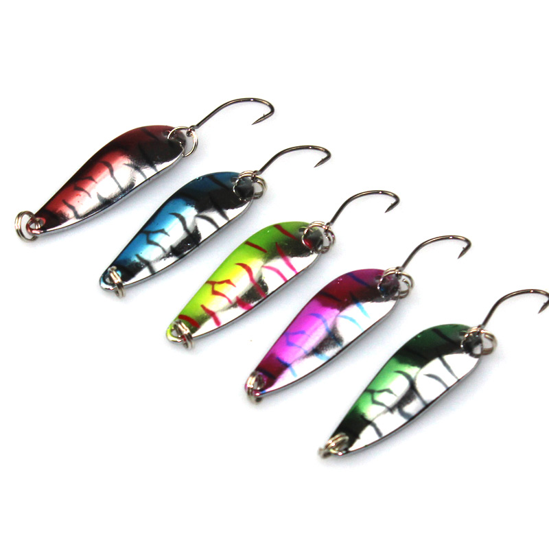 Image of 2015 Wholesale 4.2cm 5.6g 5pcs/lot Lures Sequin Spoon 5 colors Noise Paillette Treble Hook Plastic Metal Fishing Lure Hard Bait