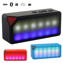 Mini Colorful LED Lights Wireless Bluetooth Computer Speaker Handsfree Stereo Surround Speaker and FM Radio for Iphone6 Samsung