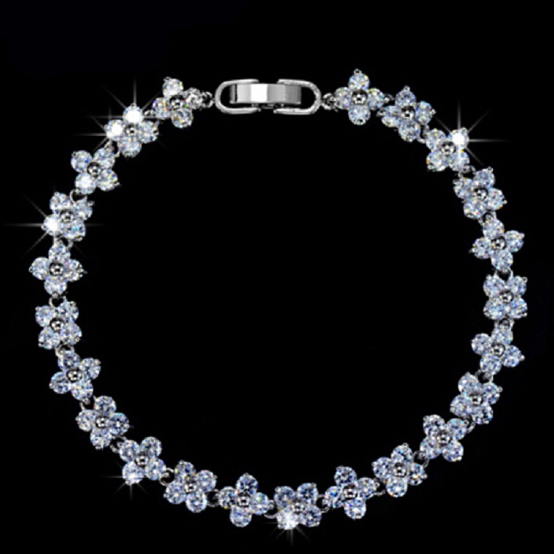 2015 New Bridal Wedding Bracelet White Gold Plated Sparkling Four Leaves AAA CZ Flower Bracelets for Women Free Shipping