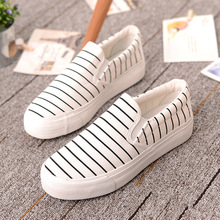 Free shipping 12 Color 2016 Brand New Canvas Shoes Women Sweet Flats Girls Neon Women Casual Shoes Woman green
