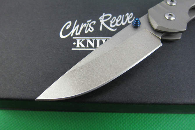 Hot Chris Reeve corrugated D2 blade titanium alloy handle tactic knife alfolding outdoor camping knife inaugural