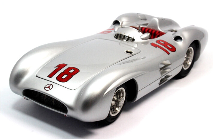 CMC 1:181954 in Germany classic vintage W196R 18# Herman model car Collectible limited edition alloy classic models